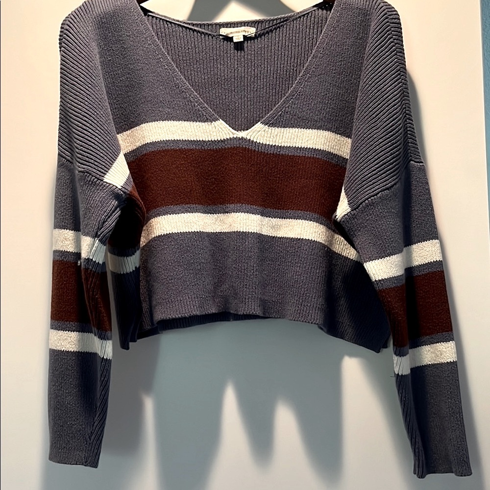 LA Hearts Cropped Sweater Size Medium NWOTs